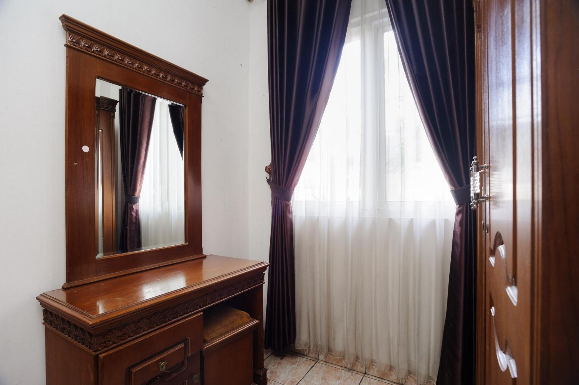 Reddoorz Syariah Near Aeon Mall Tanjung Barat Jakarta Buitenkant foto
